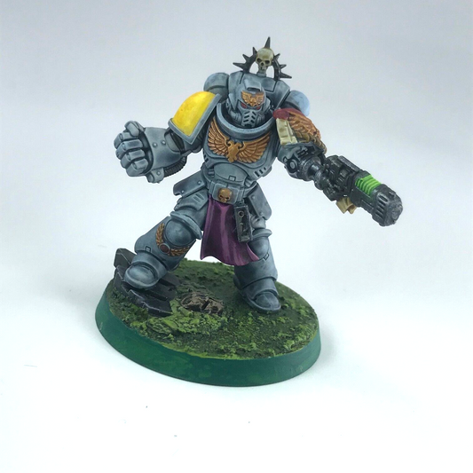 Lieutenant with Power Fist Space Wolves - Painted - Warhammer 40K X1444