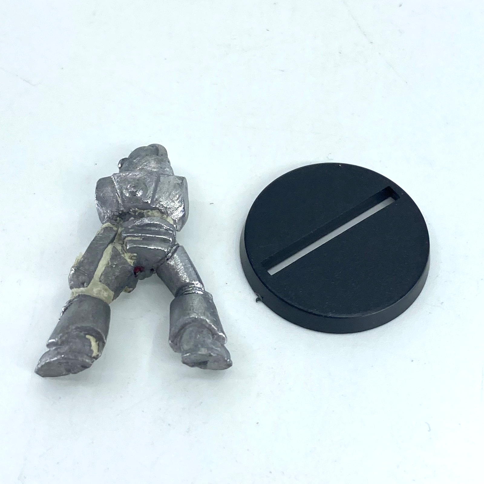 878b93a5-20a3-408f-8933-7e13f400ba90