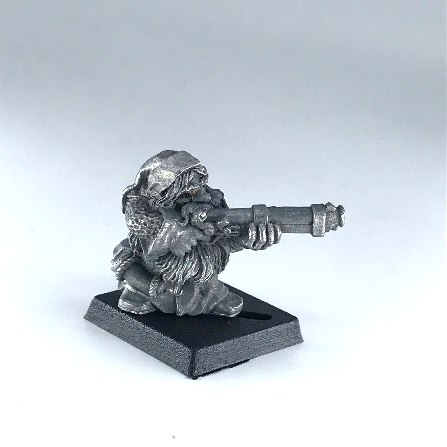 Dwarf Thunderer Rifleman - Citadel Warhammer Fantasy Classic Metal X10610