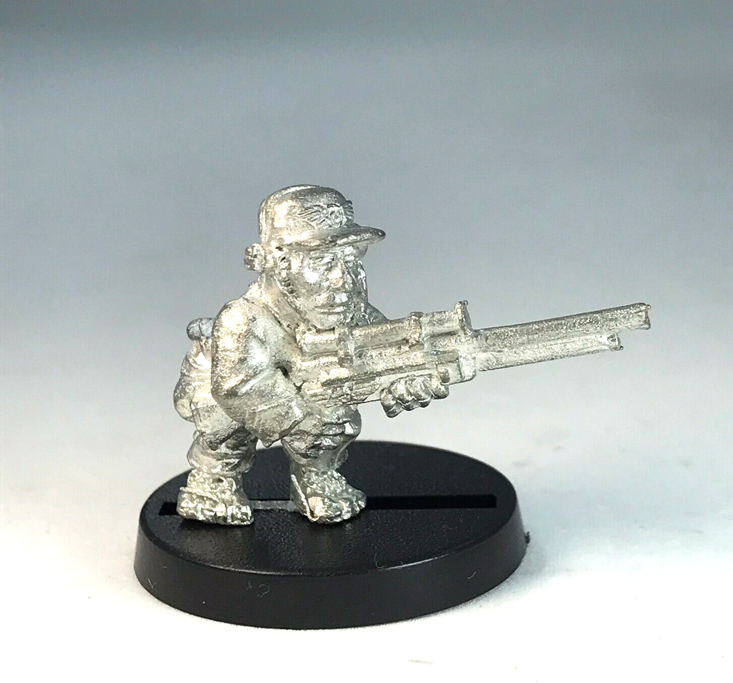 Ratling Sniper Scout Halfling Imperial Guard - Warhammer 40K Classic Metal X745