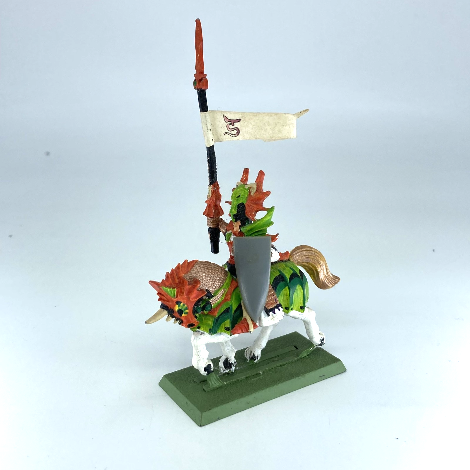 88f1b8e5-bb0d-437d-ac49-654b875e2cd0