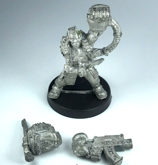 Classic Catachan Lieutenant with Power Fist Imperial Guard - Warhammer 40K X3930