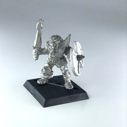 Chaos Thug with Sword - Citadel Warhammer Fantasy Classic Metal X4766