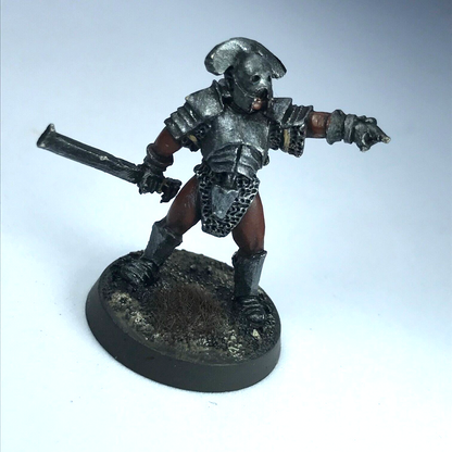 Uruk Hai Captain - LOTR Warhammer Lord of the Rings Painted - Chipped X5667