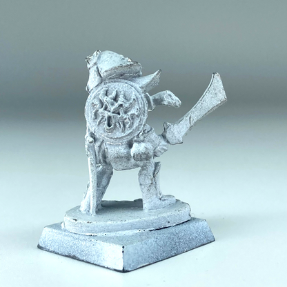 Goblin Champion - Orcs & Goblins - Warhammer Pre Slotta Citadel Metal X9090