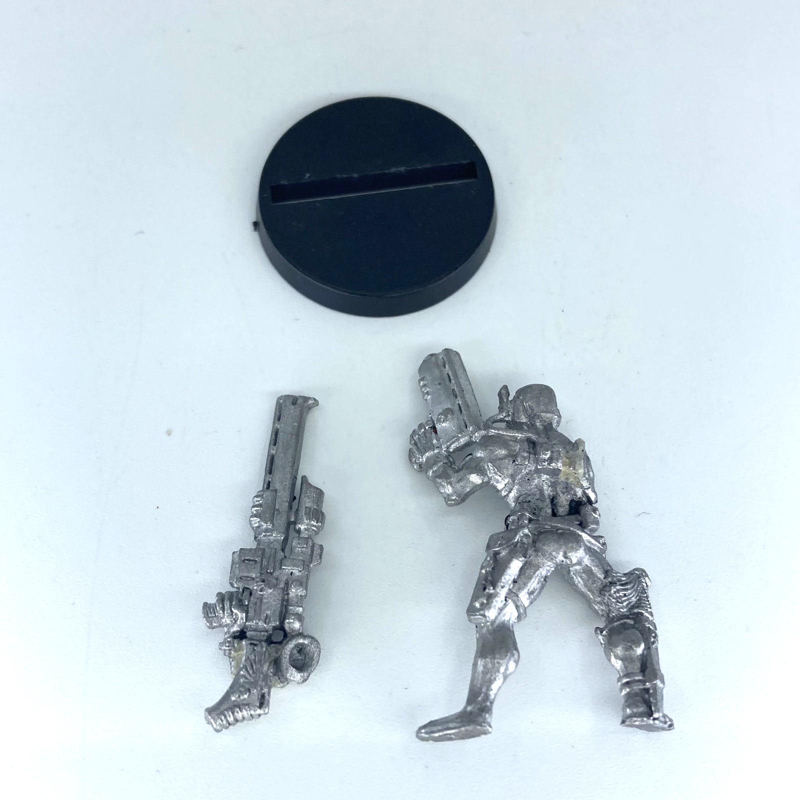 8b81938f-1ed1-4fac-917a-454d33f8bdc1