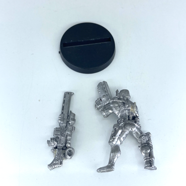 8b81938f-1ed1-4fac-917a-454d33f8bdc1