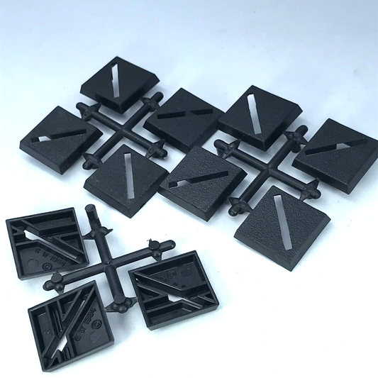 GW Original 20mm Square Slotta Bases - Dated 1984 - Warhammer Fantasy X11804