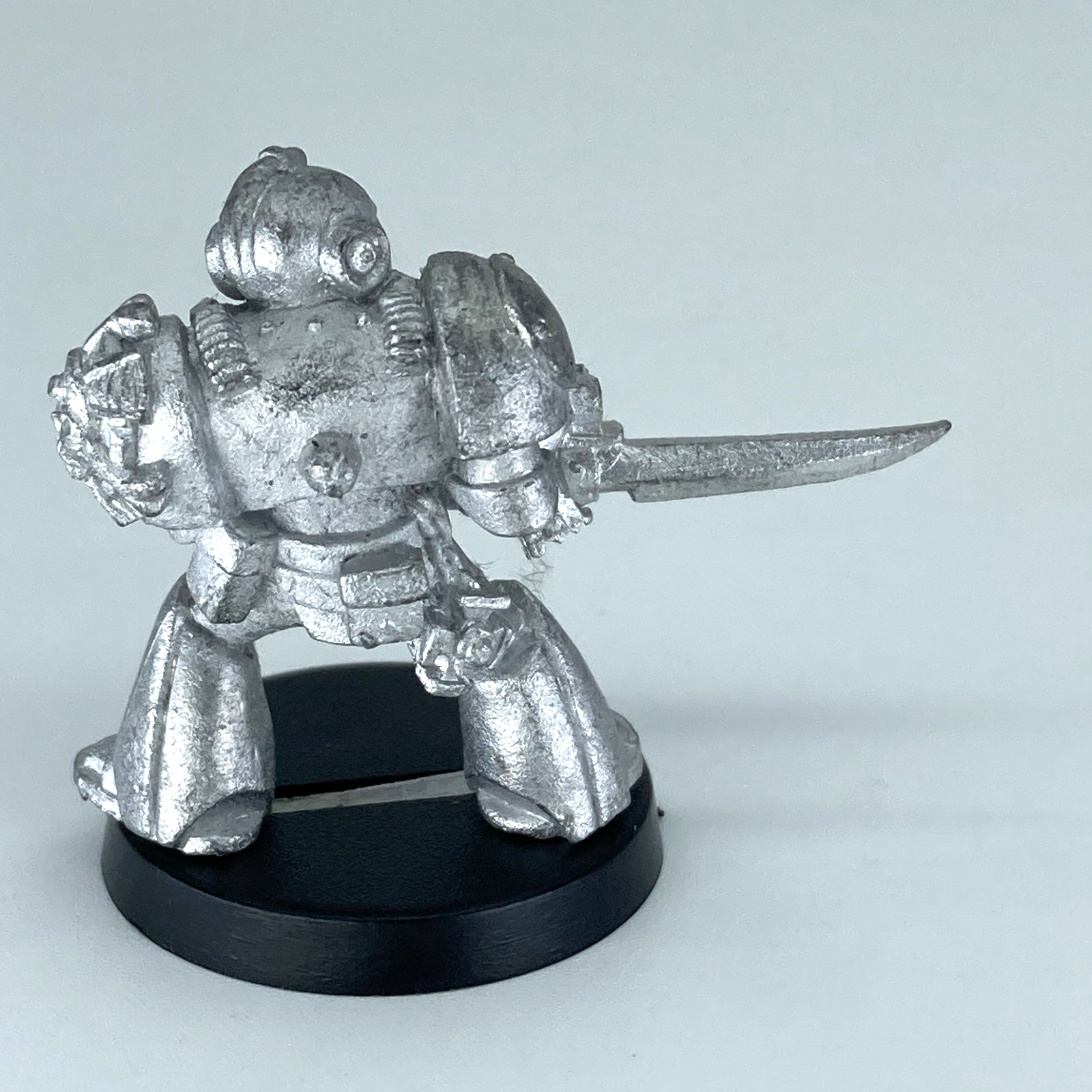 8c5703ba-febe-400c-8205-7e49838b0ebc