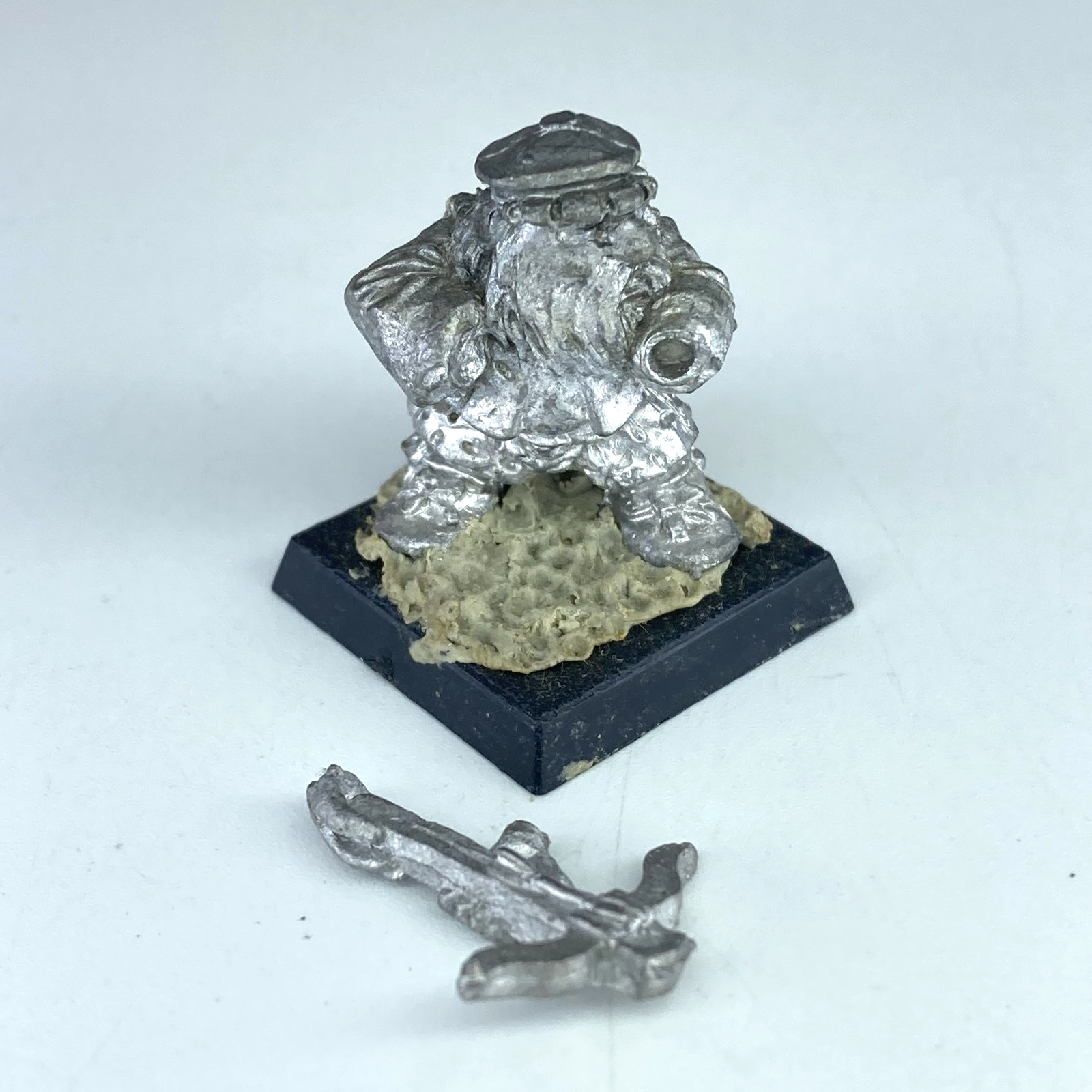 8e3fe90f-c25c-4d98-a50d-989c17a69d1f