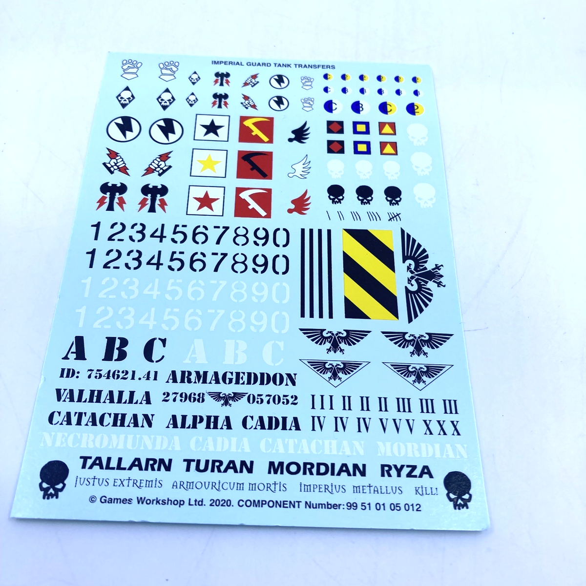 8e5c42c9-930d-49ef-991a-b5774d095eeb