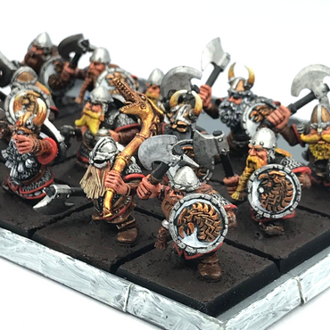 Dwarf Warrior Regiment & Movement Tray - Warhammer Fantasy Games Workshop