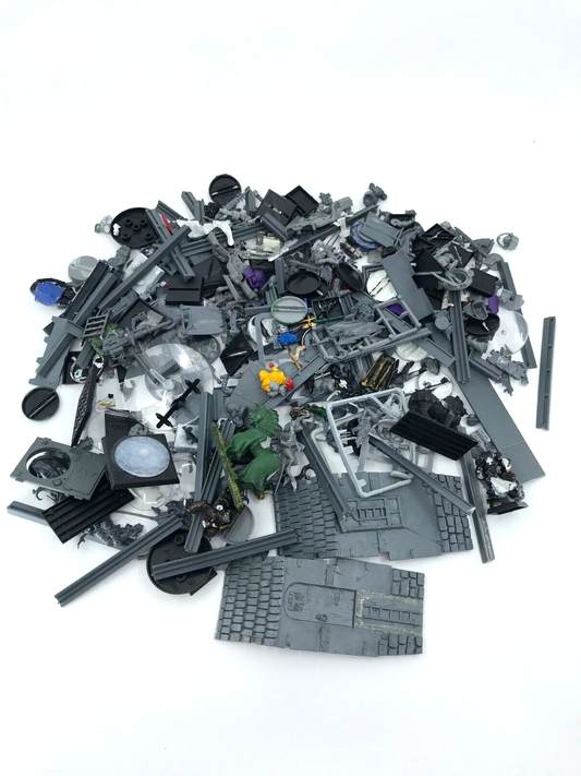 Misc Spares Bundle Parts Bits - Warhammer 40K Games Workshop BOX210