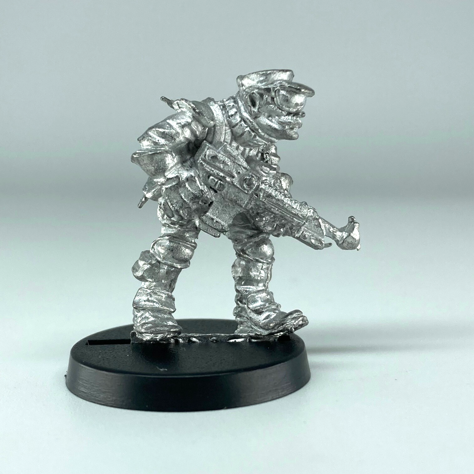 Renegade pirate - rogue trader - citadel warhammer 40k classic metal x10340