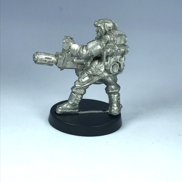 Cadian with Melta Gun - Company HQ Imperial Guard - Warhammer 40K Metal X12046