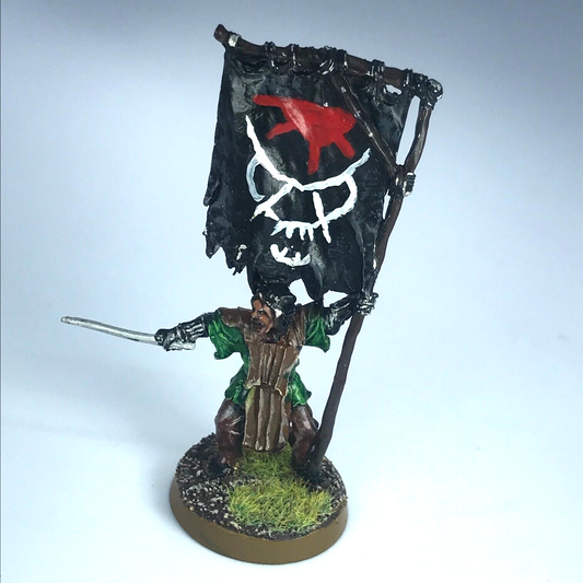 Metal Mordor Orc Standard Bearer LOTR - Warhammer / Lord of the Rings X12309