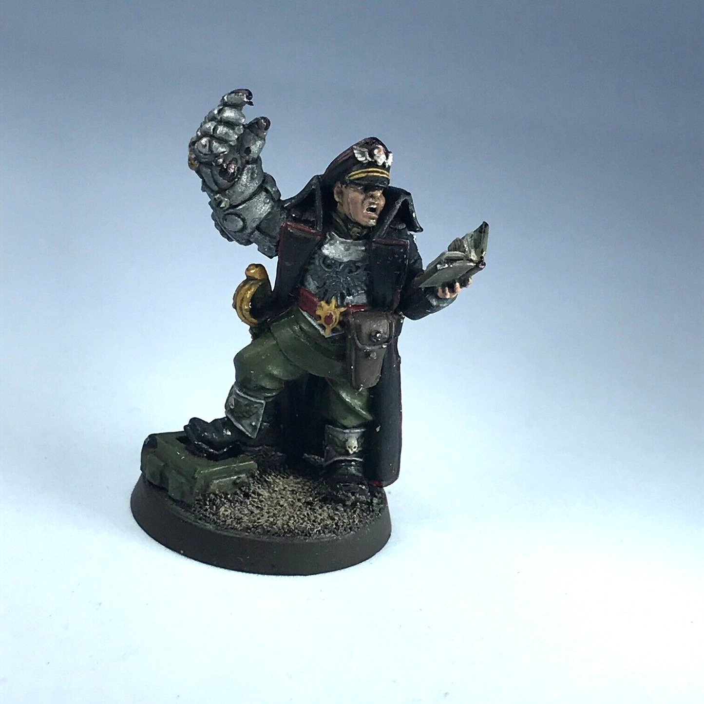 Commissar with Power Fist Imperial Guard Astra Militarum - Warhammer 40K X11519