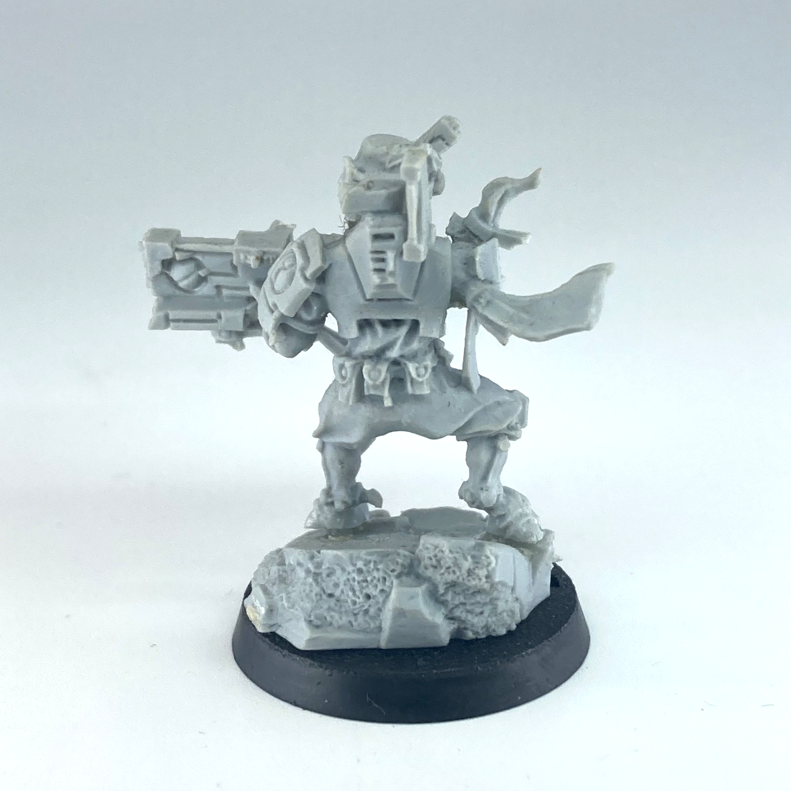 984c1623-d583-4bf8-aa7f-22b1946936a4