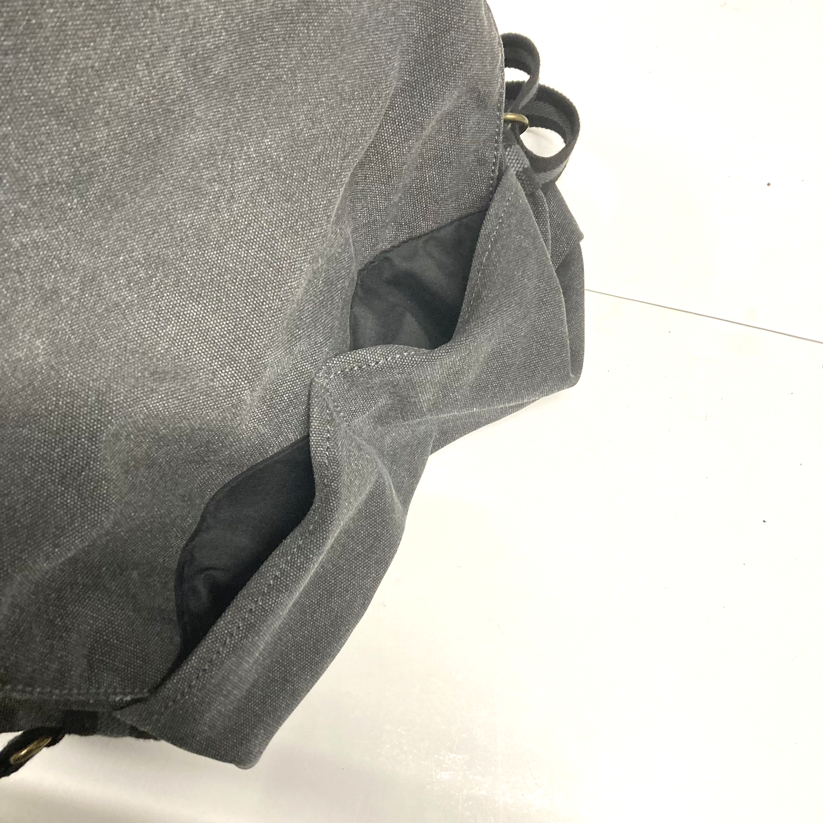 9979b062-c3e1-4a14-b31b-59e7d41e9d0f