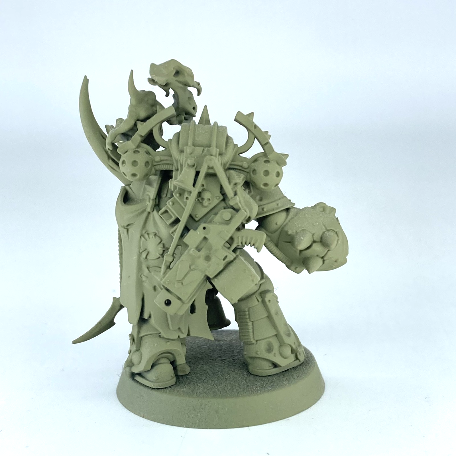 998ed634-c421-46bf-9d00-25f97f4d0311