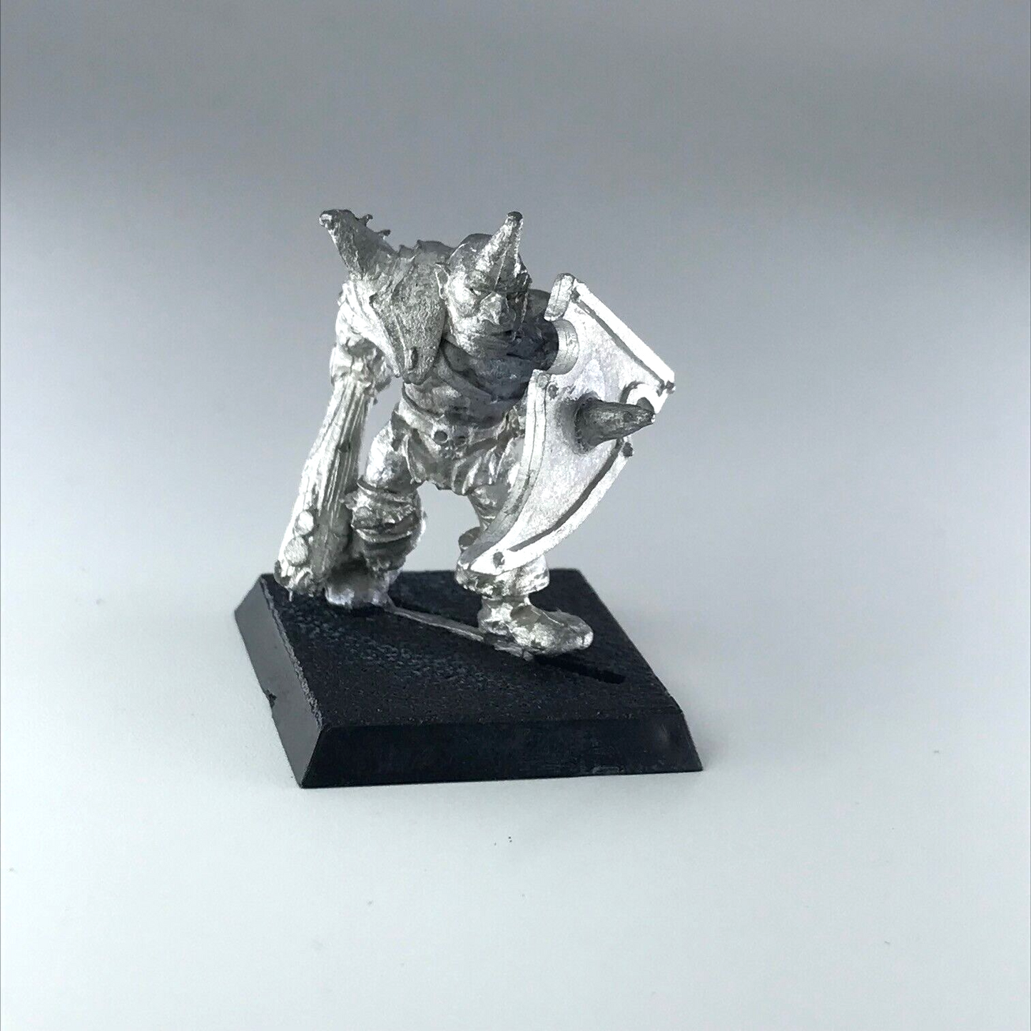 Chaos Thug with Club - Citadel Warhammer Fantasy Classic Metal X4543