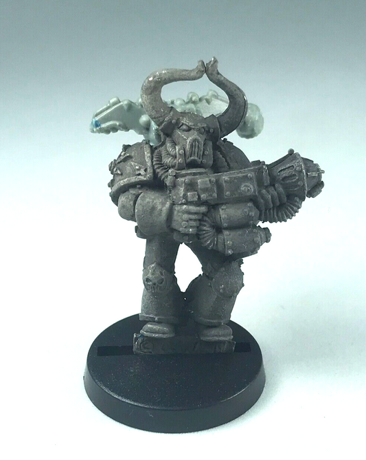 Classic Metal Chaos Space Marine with Flamerthrower - Warhammer 40K X1625