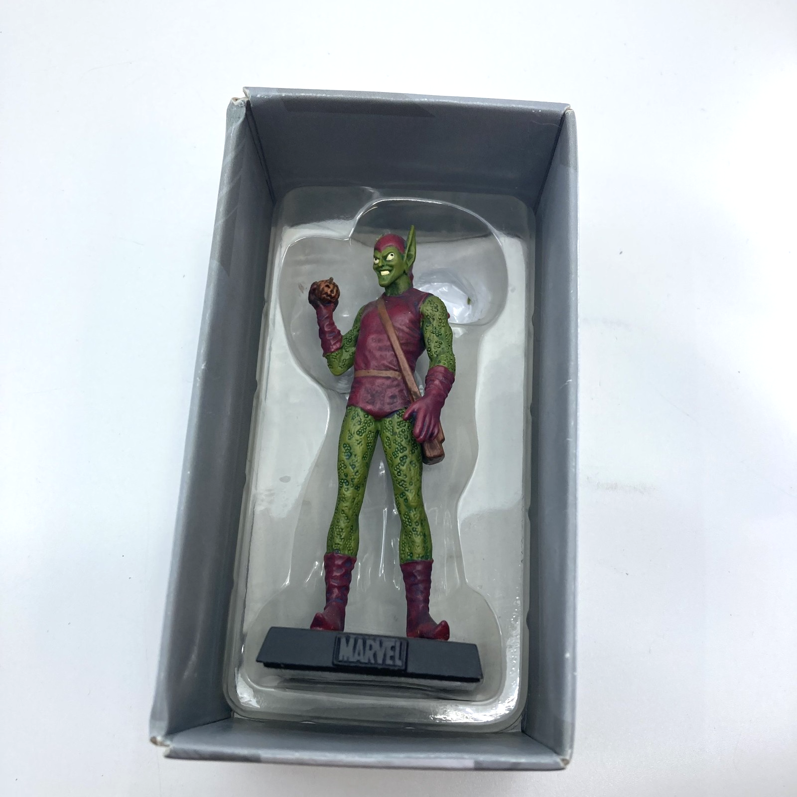 9efa6565-ee42-4f55-bb5e-e96cd14c8f27