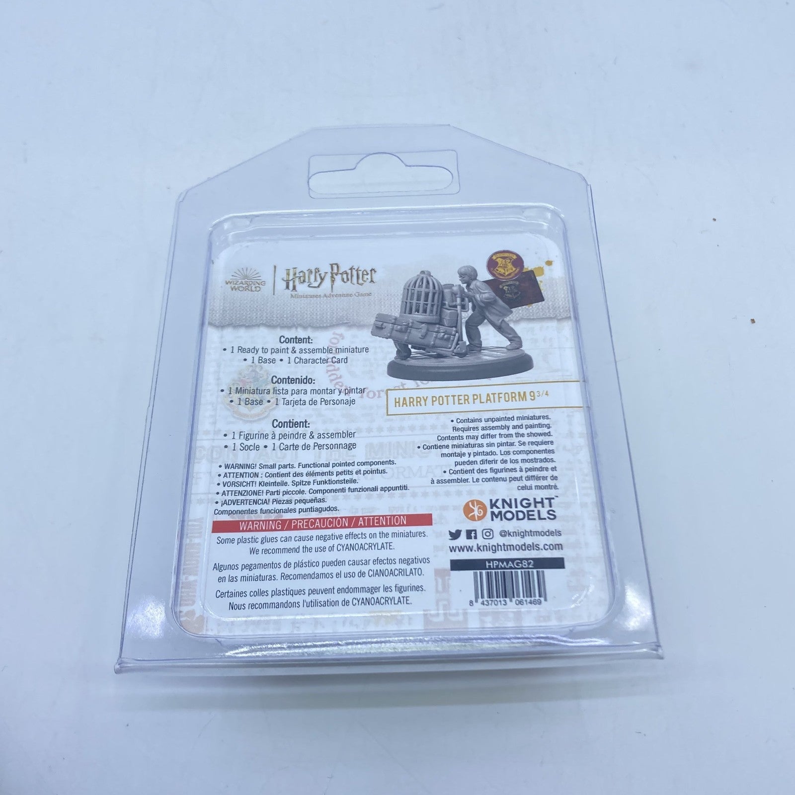 a18d607b-2ece-40c1-ab54-5e756dcb03d8