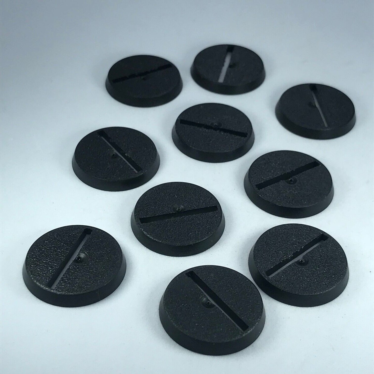 Original GW Dated 2005 25mm Round Bases Slotta - Warhammer Games Workshop X8281