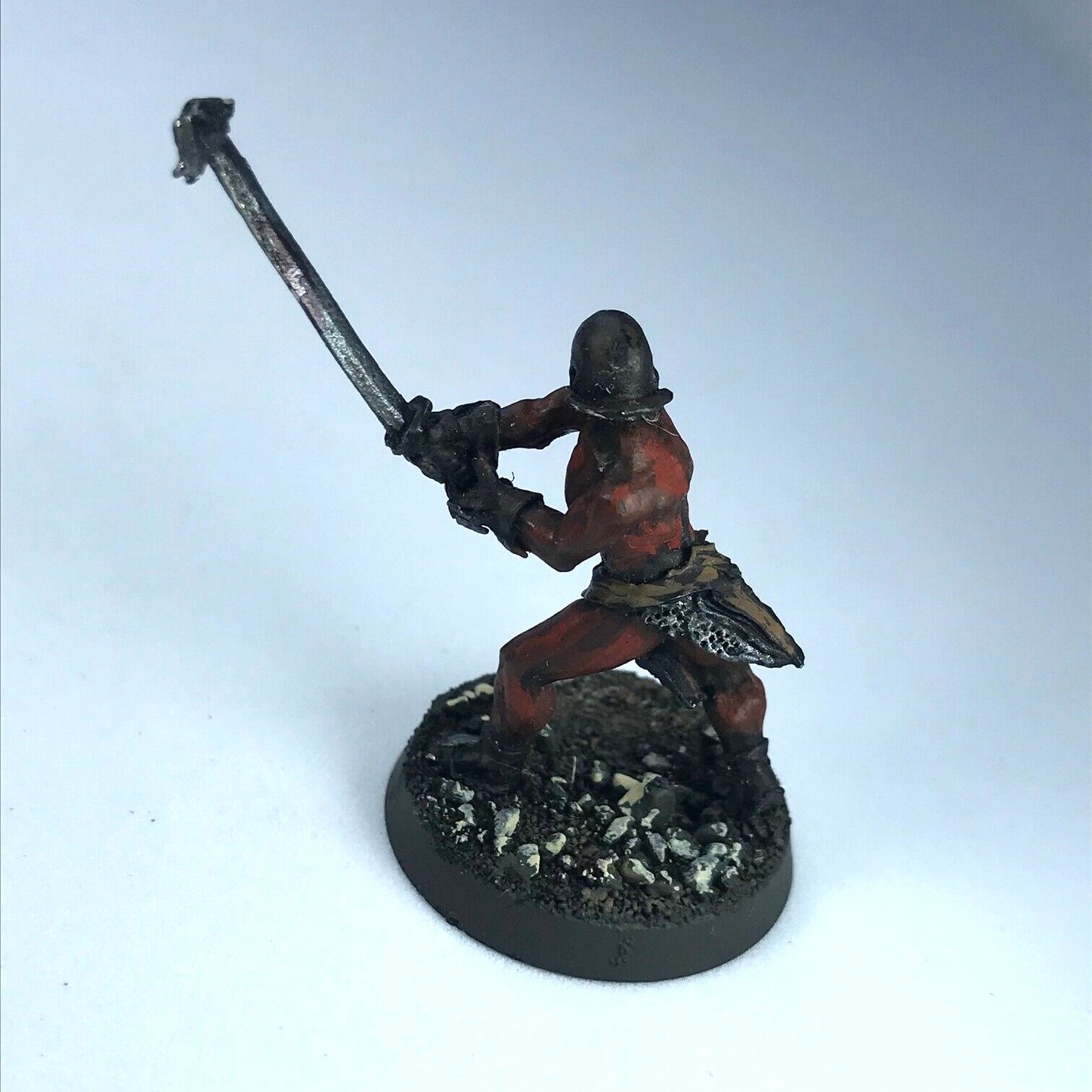 Uruk Hai Beserker - LOTR Warhammer Lord of the Rings Painted X7416