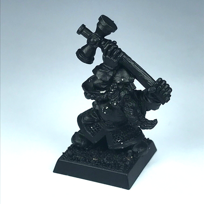 Metal Classic Dwarf Hammerer Warrior - Undercoated - Warhammer Fantasy X10471