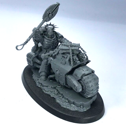 Primaris Chaplain on Bike Space Marines Built & Unpainted - Warhammer 40K C3134