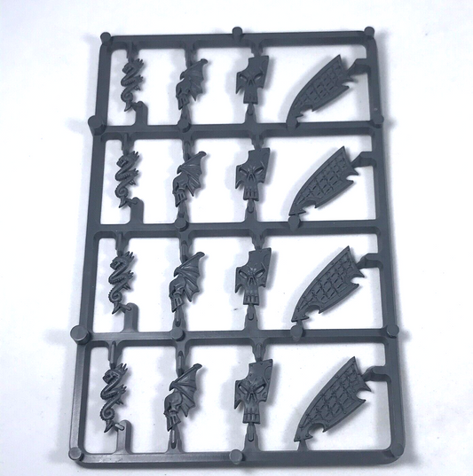 Classic Dark Elf Elves Warrior Shield Sprue Parts - Warhammer Fantasy GW C860