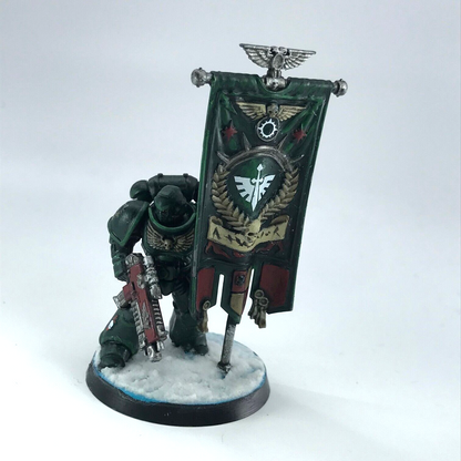 Dark Angels Primaris Ancient Standard Space Marines - Warhammer 40K C201