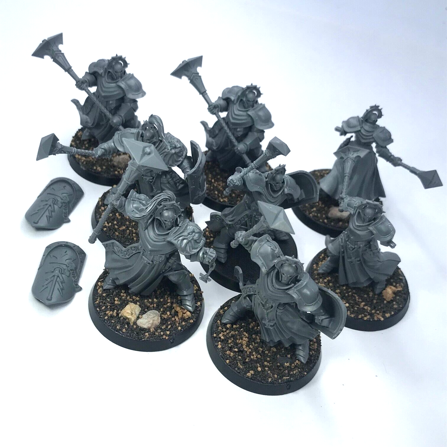 Sequitors Stormcast Eternals - Unpainted - Warhammer Age of Sigmar C1602