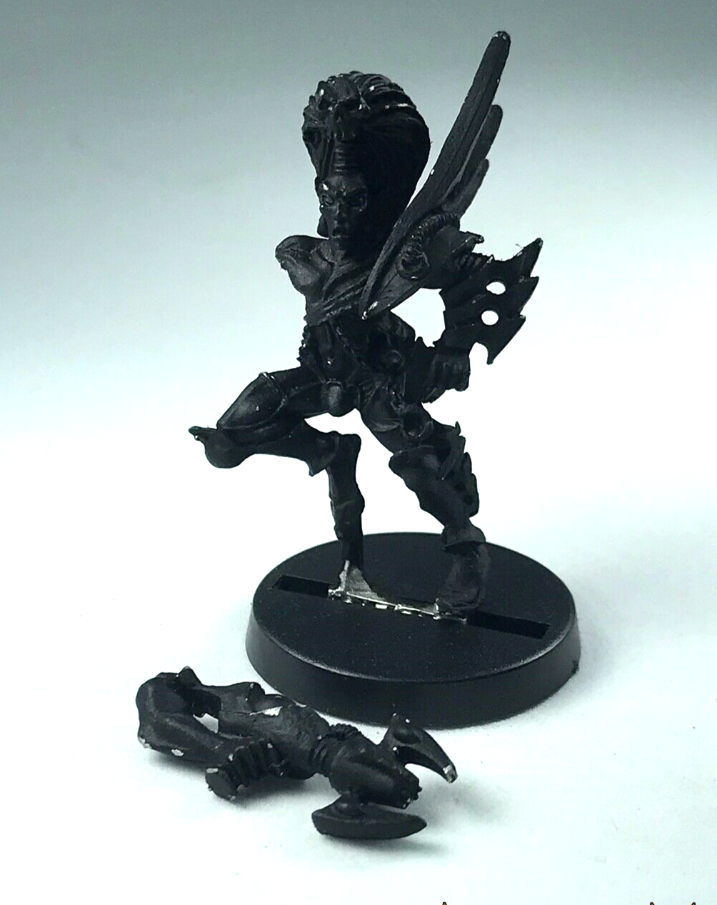 Classic Metal Dark Eldar Wych - Undercoated - Warhammer 40K X2605