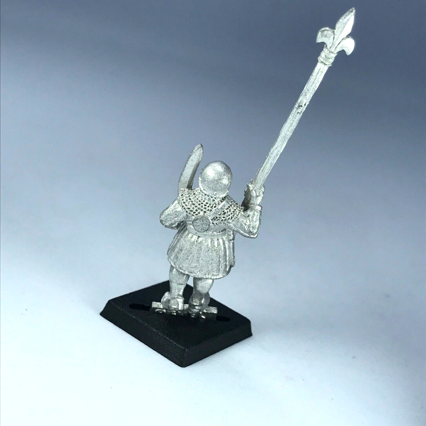 Bretonnia Standard Bearer Citadel Warhammer Fantasy Classic Metal GW X12210