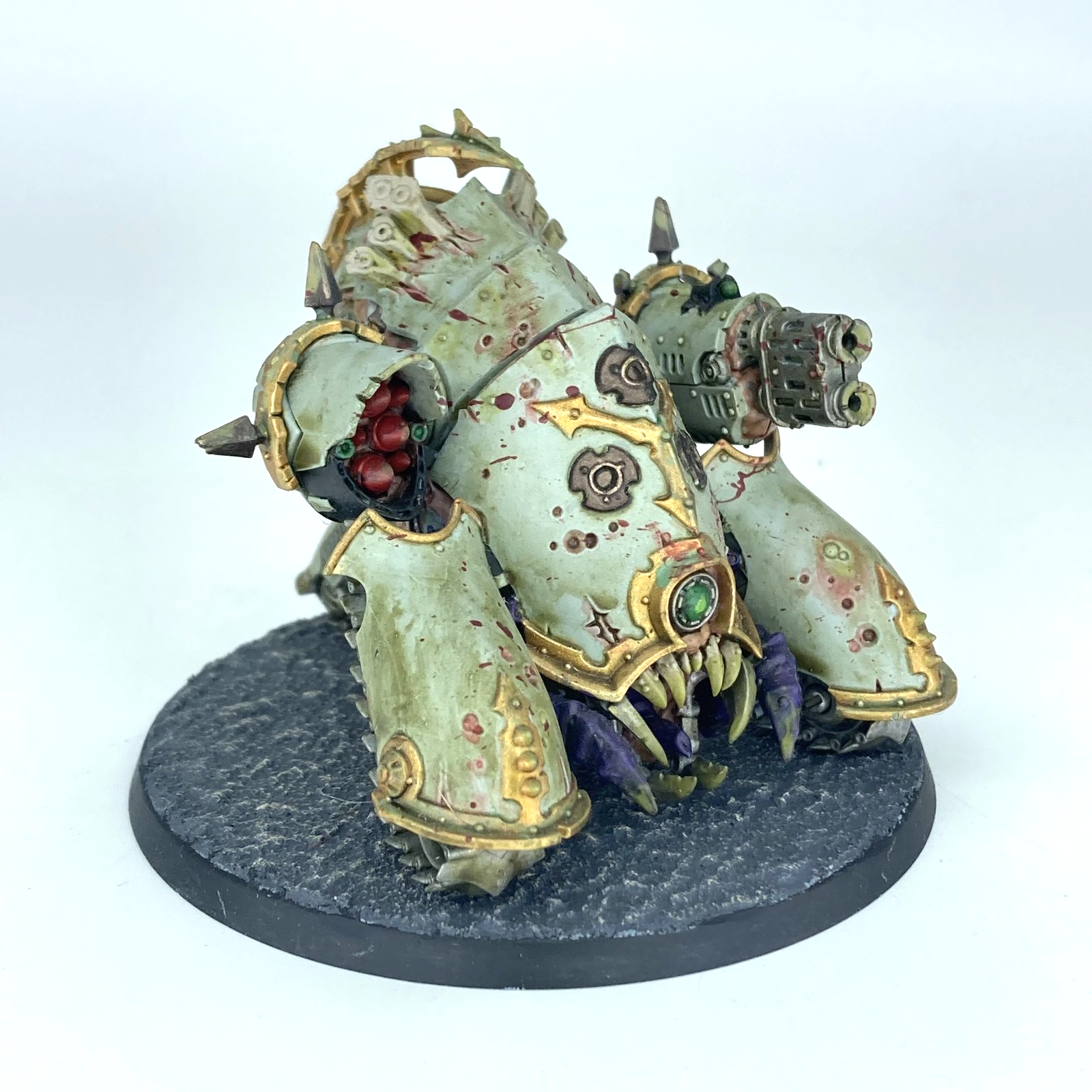 b038d94b-0525-4ee7-8316-2963b1defd1b