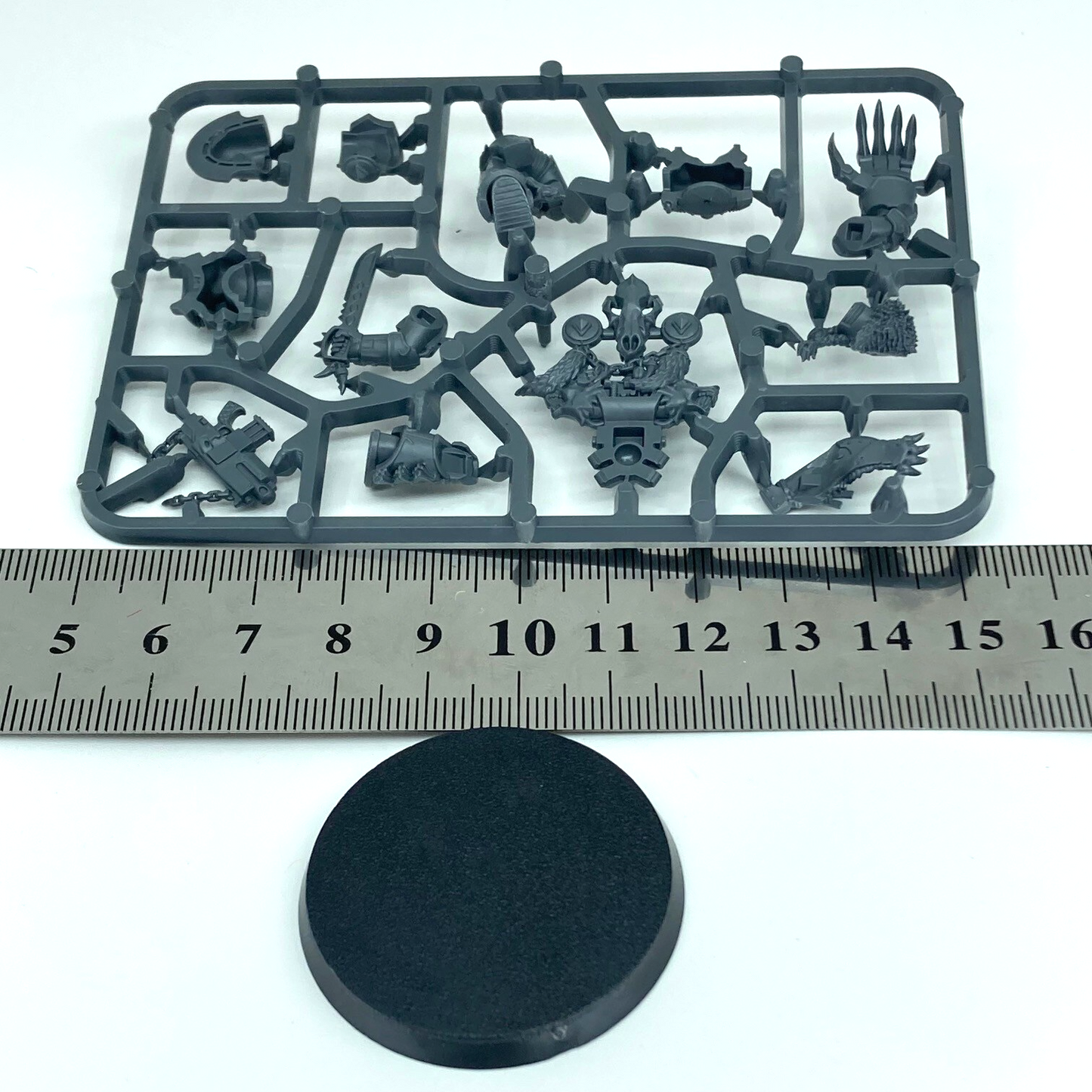 Greigor Fell Handed - Space Wolves - New On Sprue - Warhammer 40K GW C6581