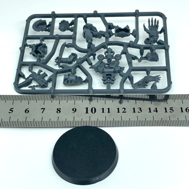 Greigor Fell Handed - Space Wolves - New On Sprue - Warhammer 40K GW C6581