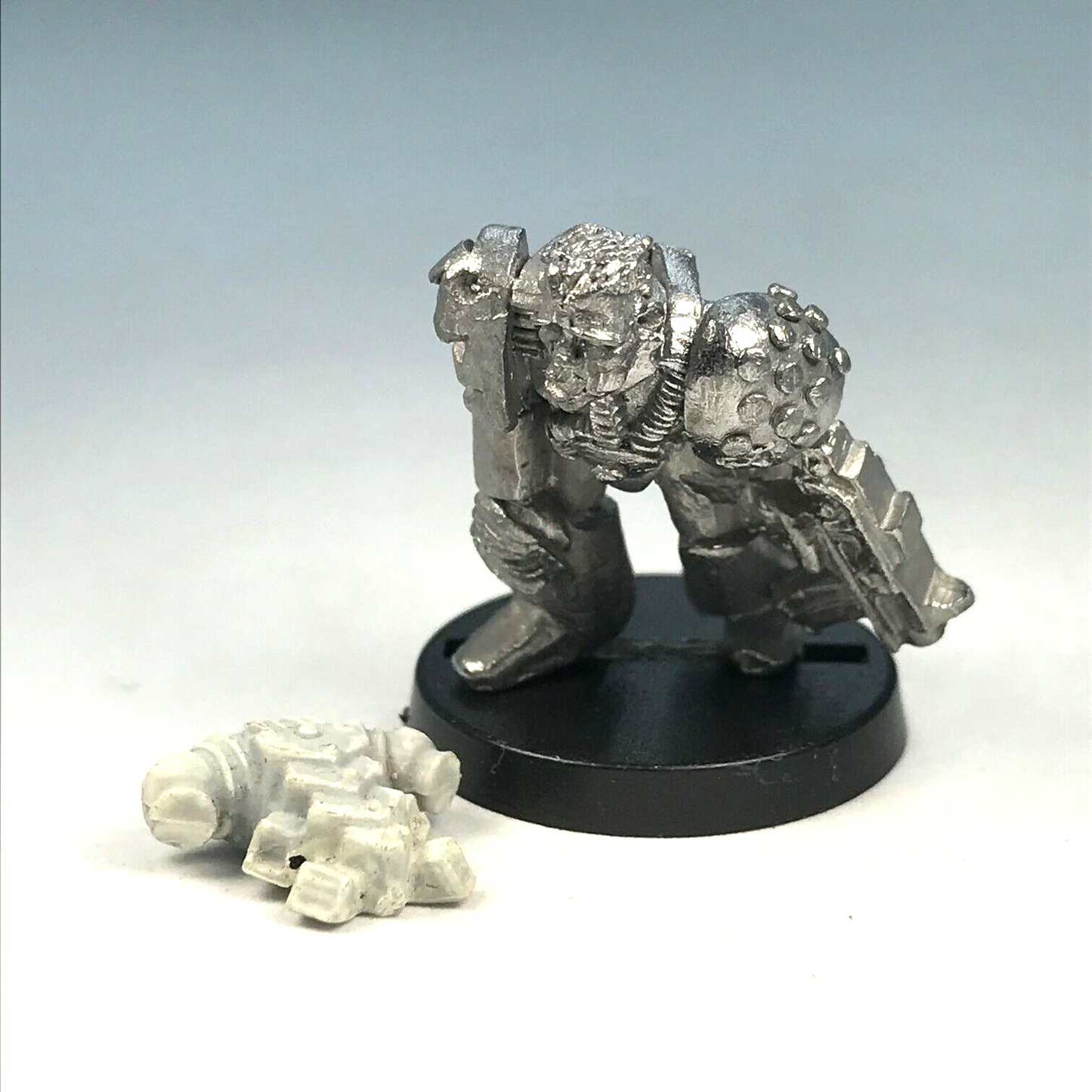 Classic Metal Space Marine Dated 1987 Rogue Trader - Warhammer 40K X8489