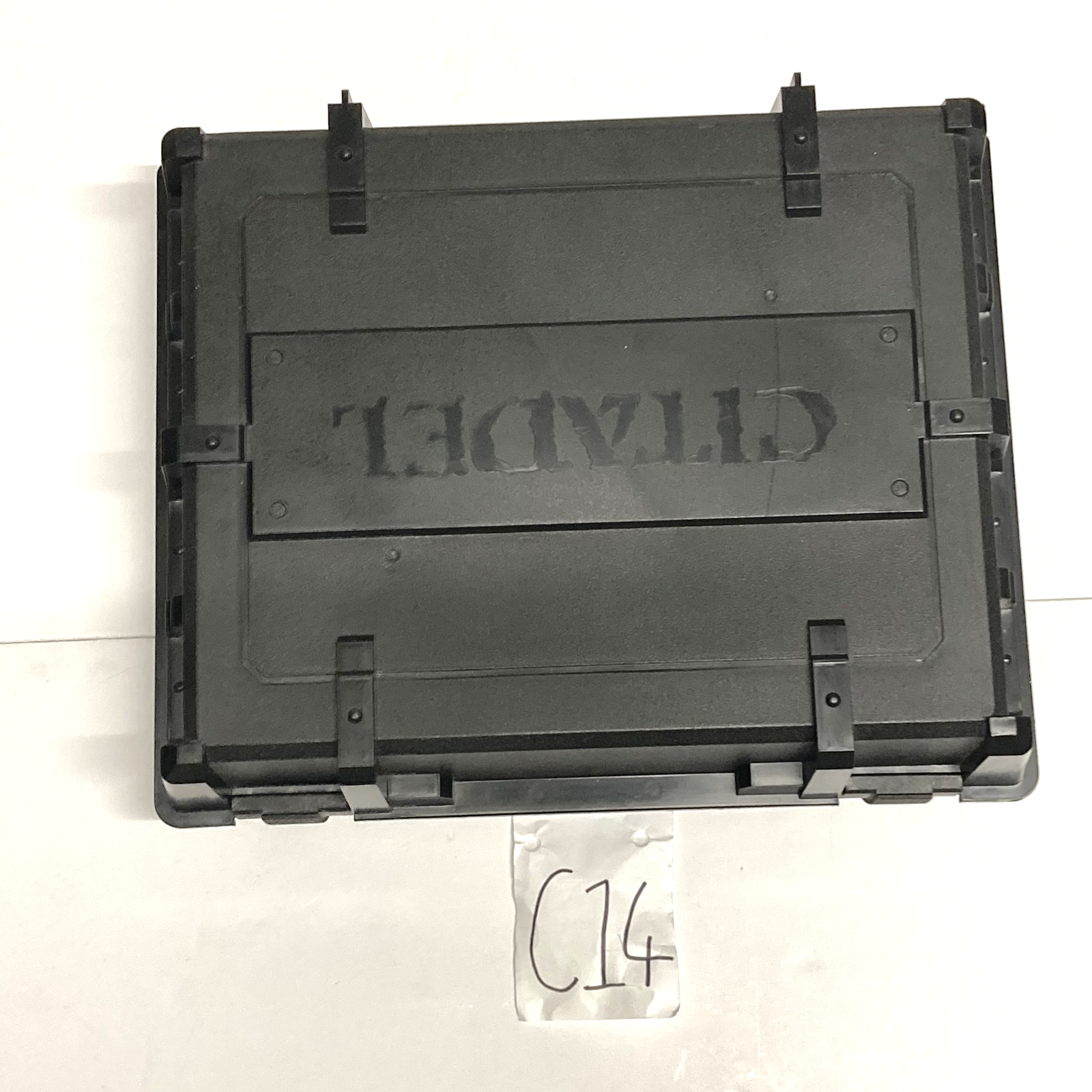 b28aae0e-0516-4883-bc8b-5a0b35762684