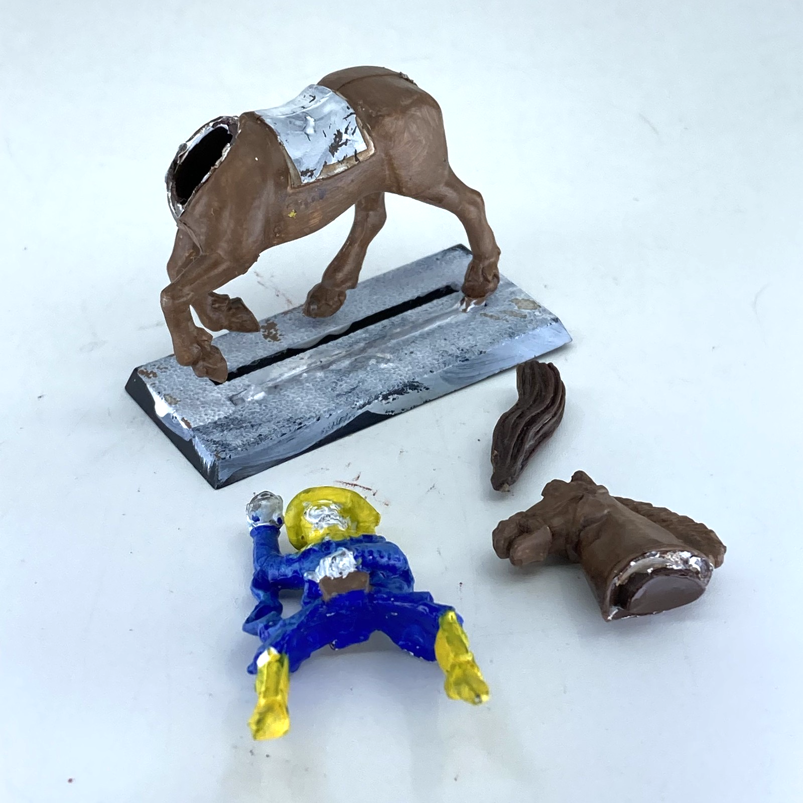 b2921a27-331b-4508-a726-478e8e0d5dfe