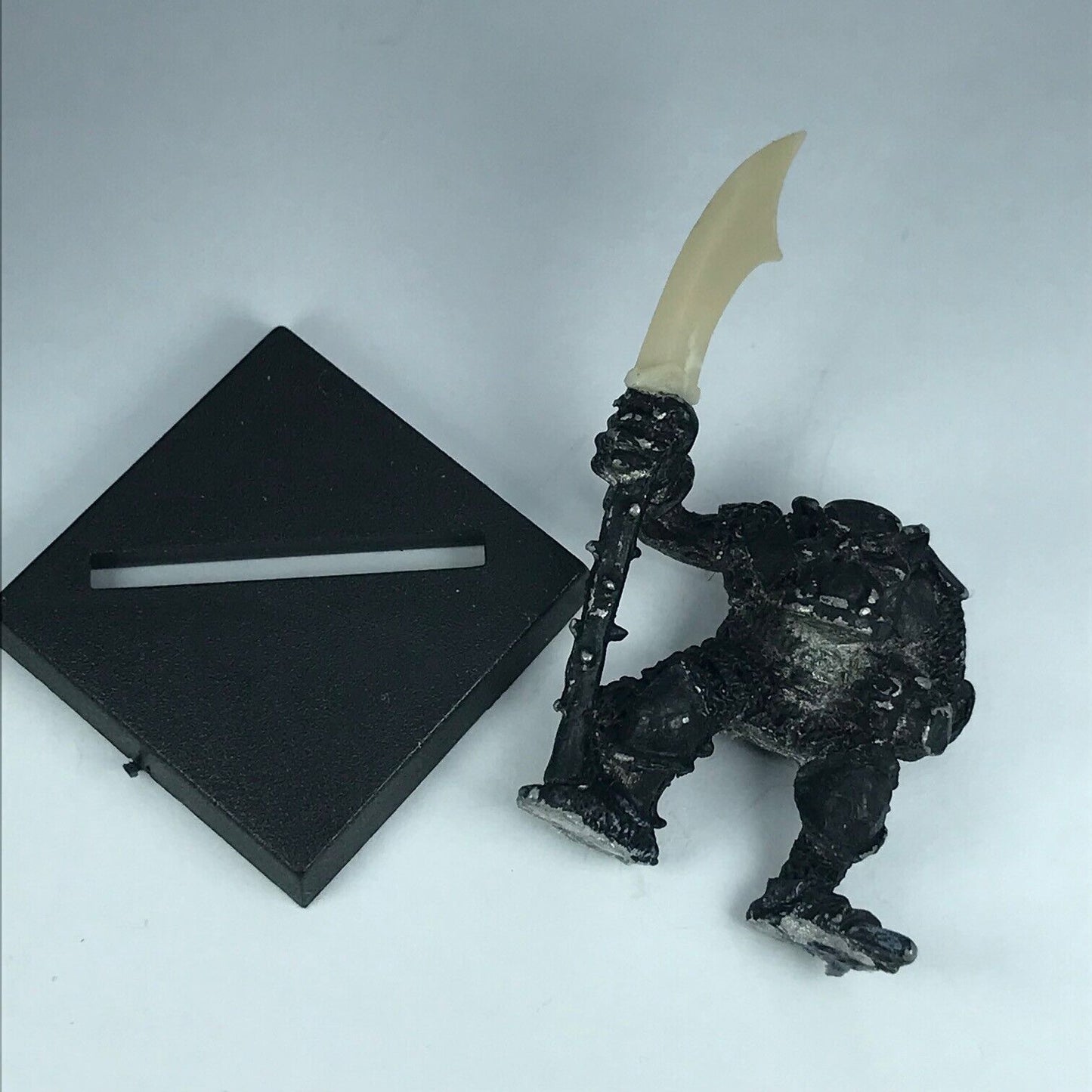 Metal Classic Armoured Orc With Spear - Modified - Warhammer Fantasy X248