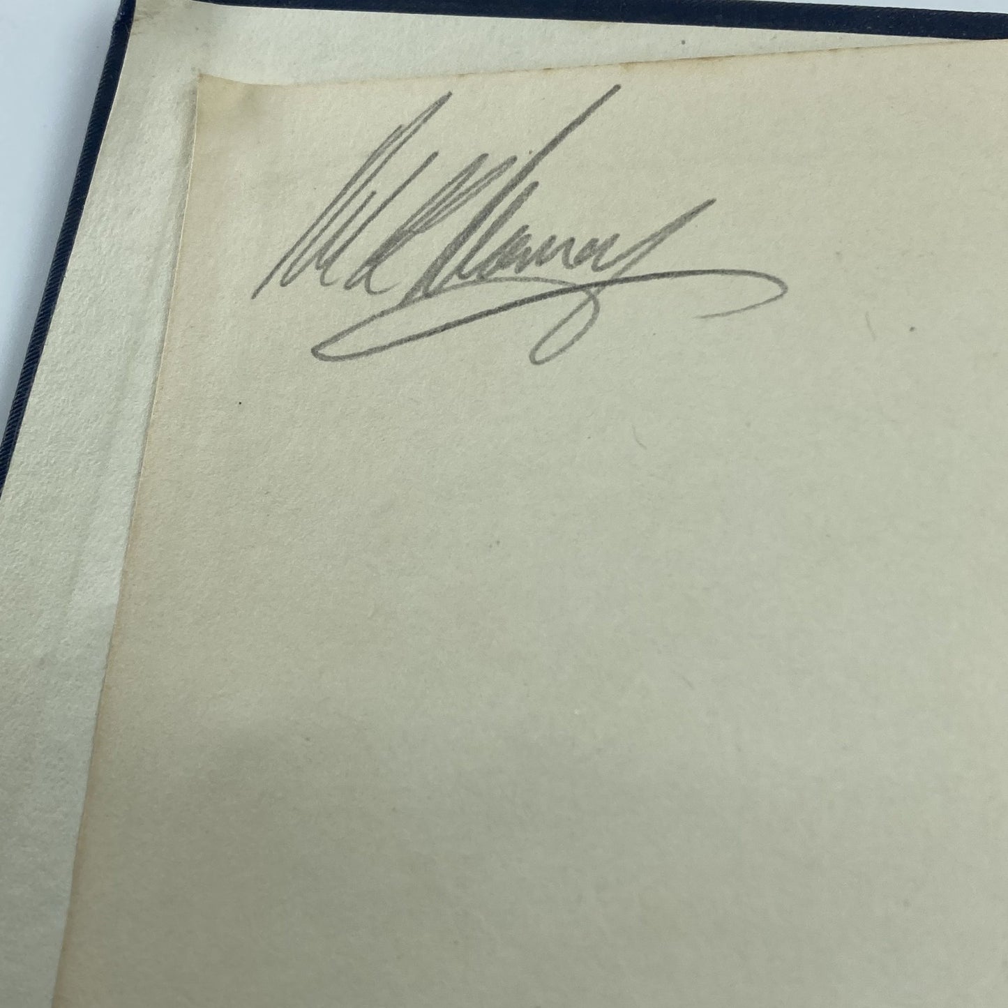 b7f394ca-a20c-4f9b-beef-d3cd3ecb0be5