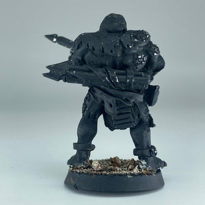 Hired Gun Bounty Hunter - Necromunda Warhammer Games Workshop Metal X1429