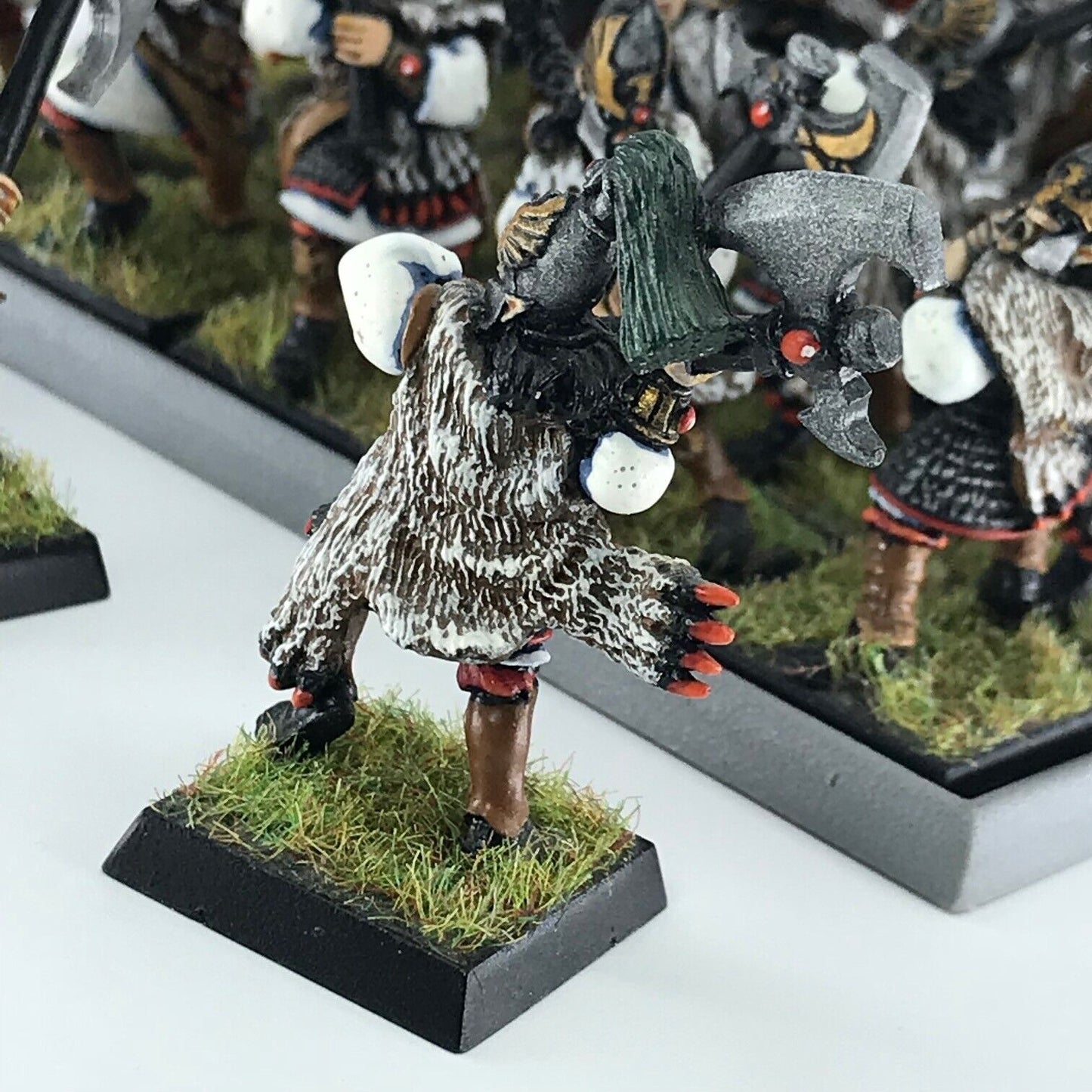 White Lion of Chrace Regiment High Elves - Warhammer Fantasy Painted Metal