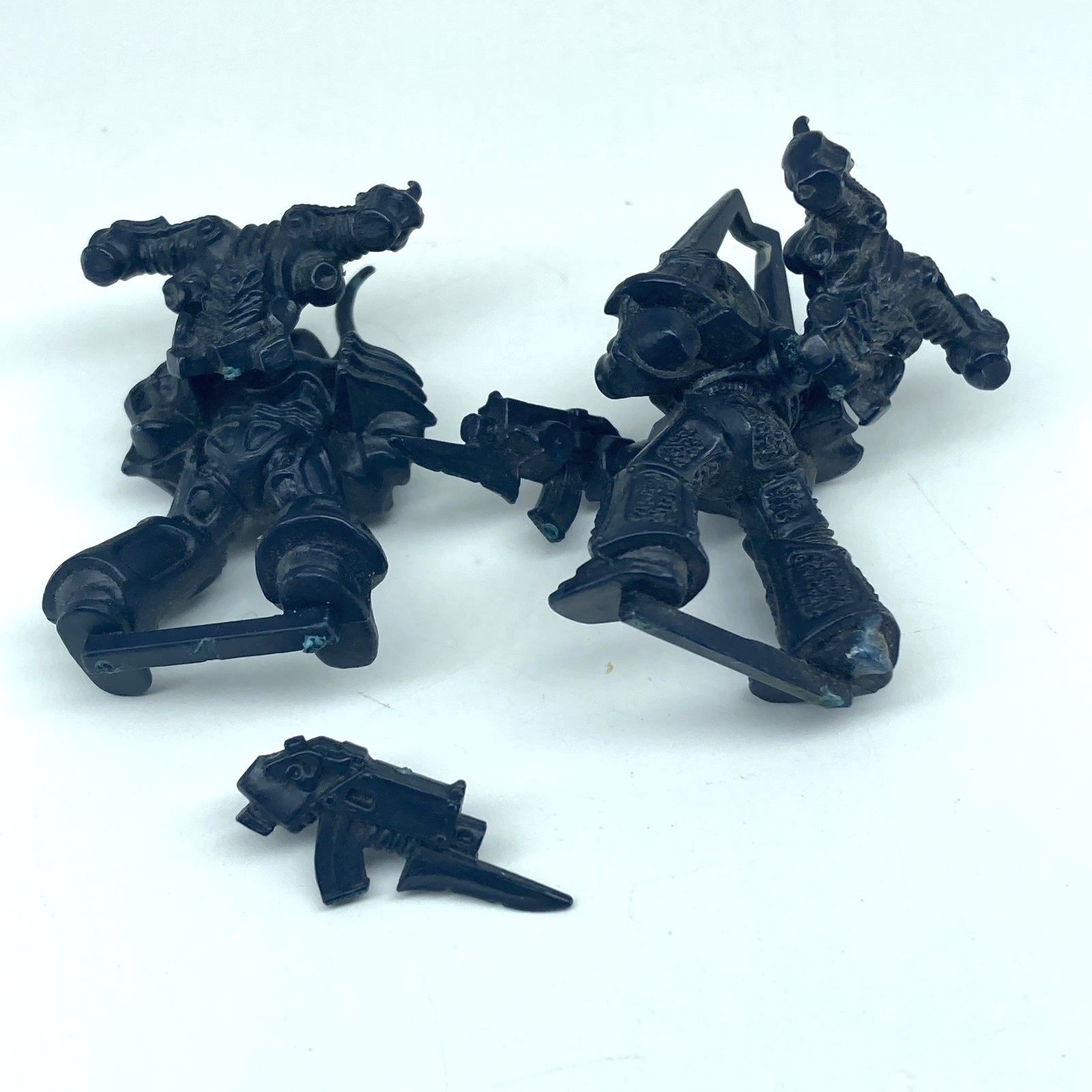 b973c369-03fb-4112-990d-5fadae46f939