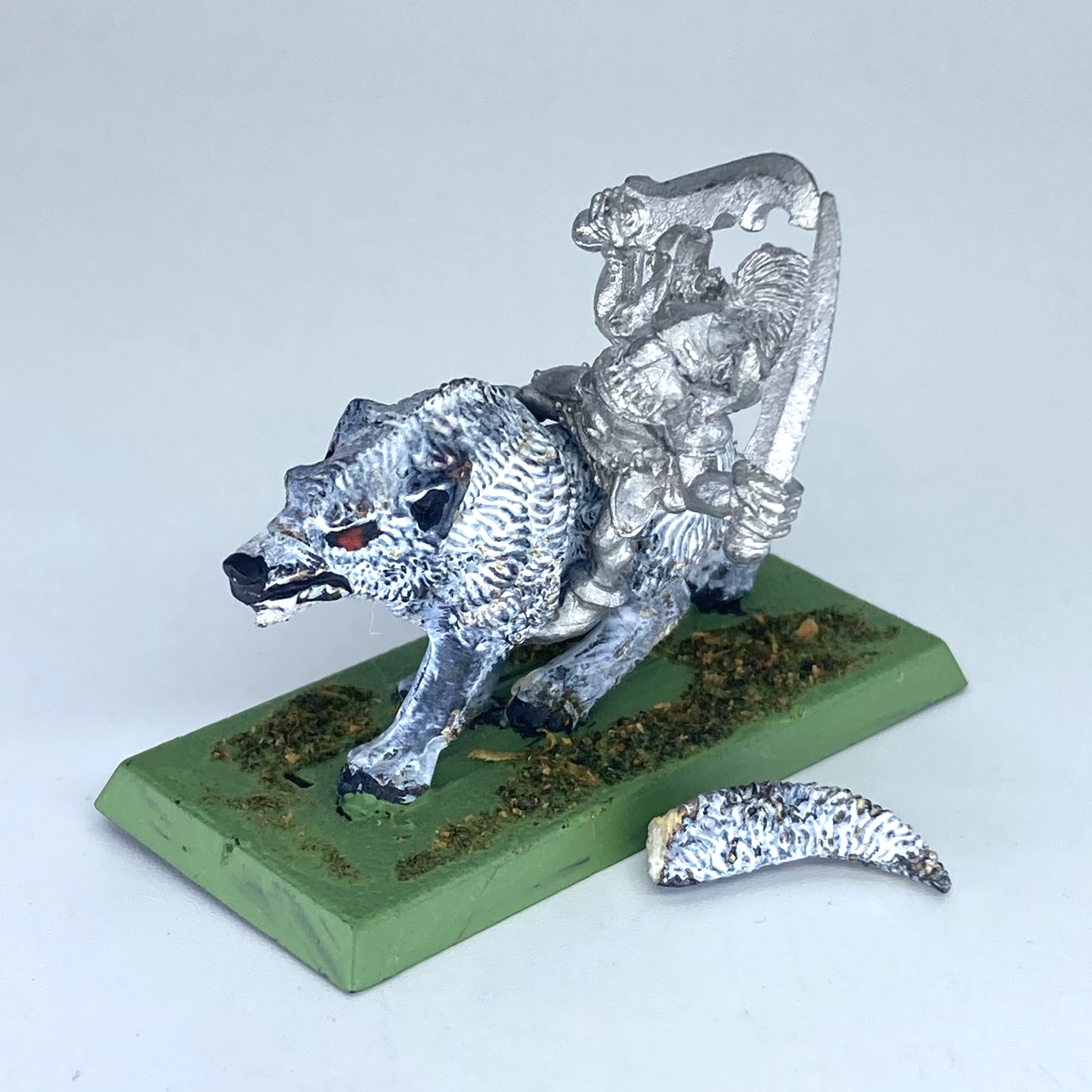 baab07c9-8a92-4e8f-8ed6-8c2bea293324