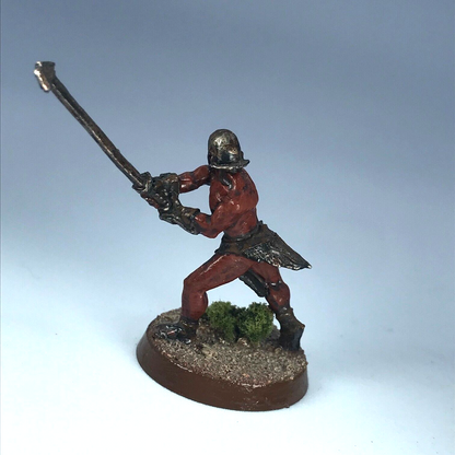 Uruk Hai Beserker - LOTR Warhammer Lord of the Rings Painted Metal X13004